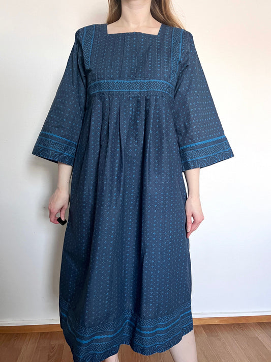 Vintage 70s blue Marimekko Mila 100% cotton dress, Size M