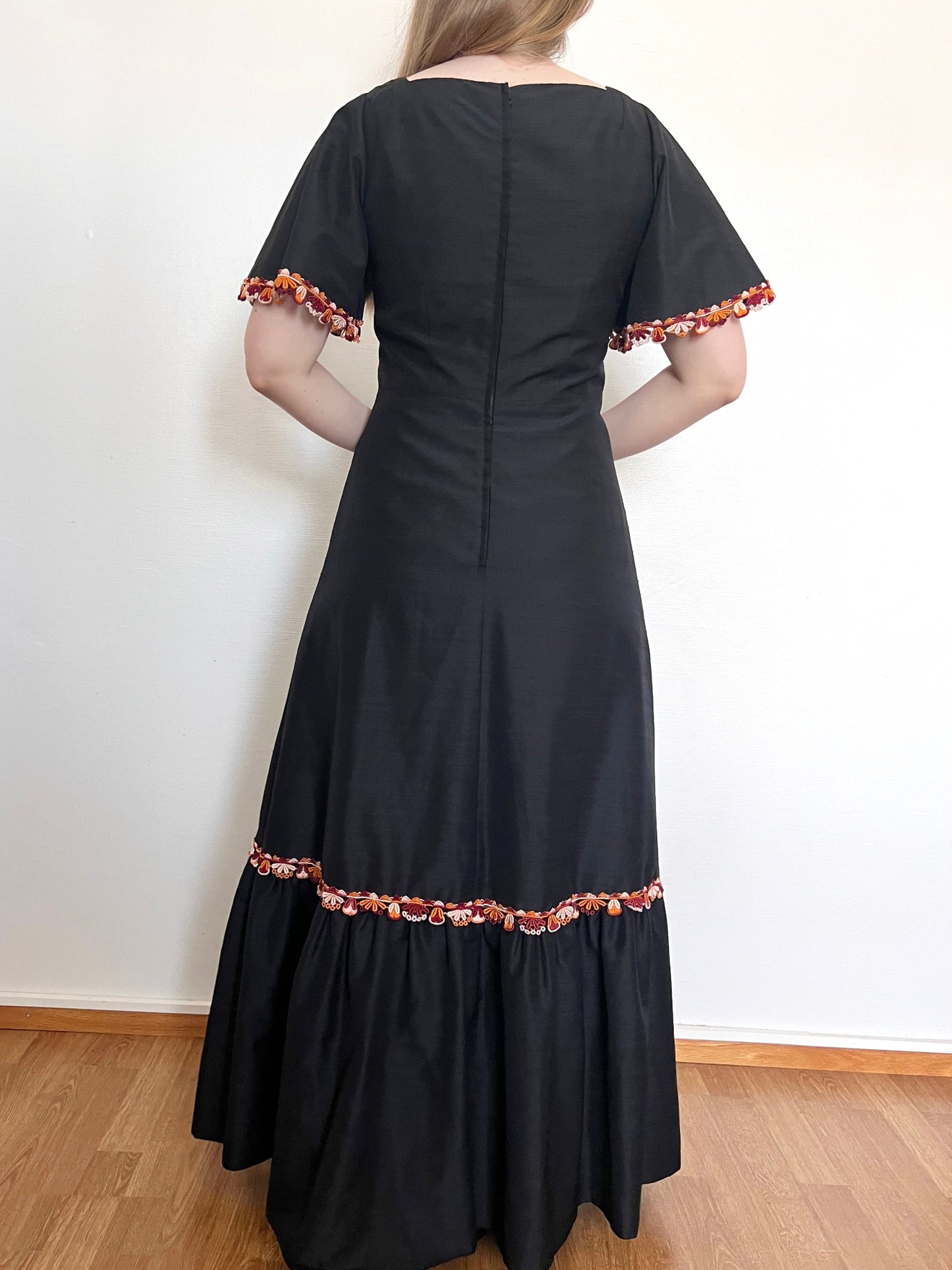 60s black square neckline dress, Size S
