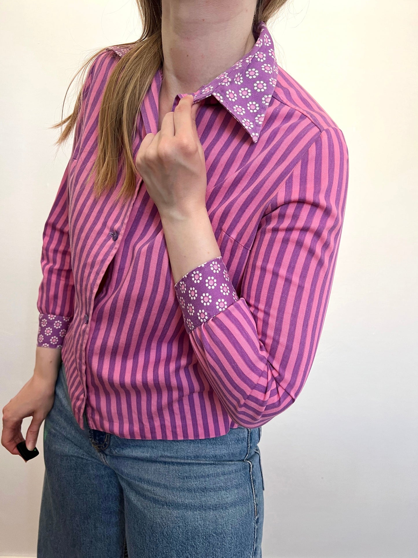 60s pink and purple stripes and flower shirt, Size S