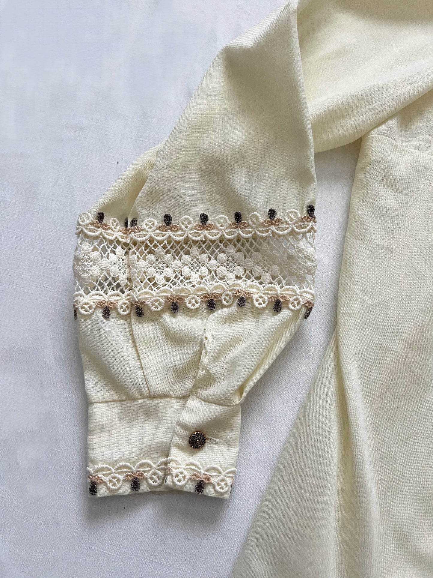 60s lace blouse, Size M-L