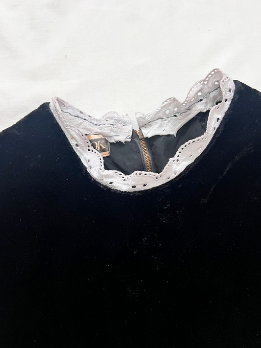 60s black velvet and white lace dress, Size XS