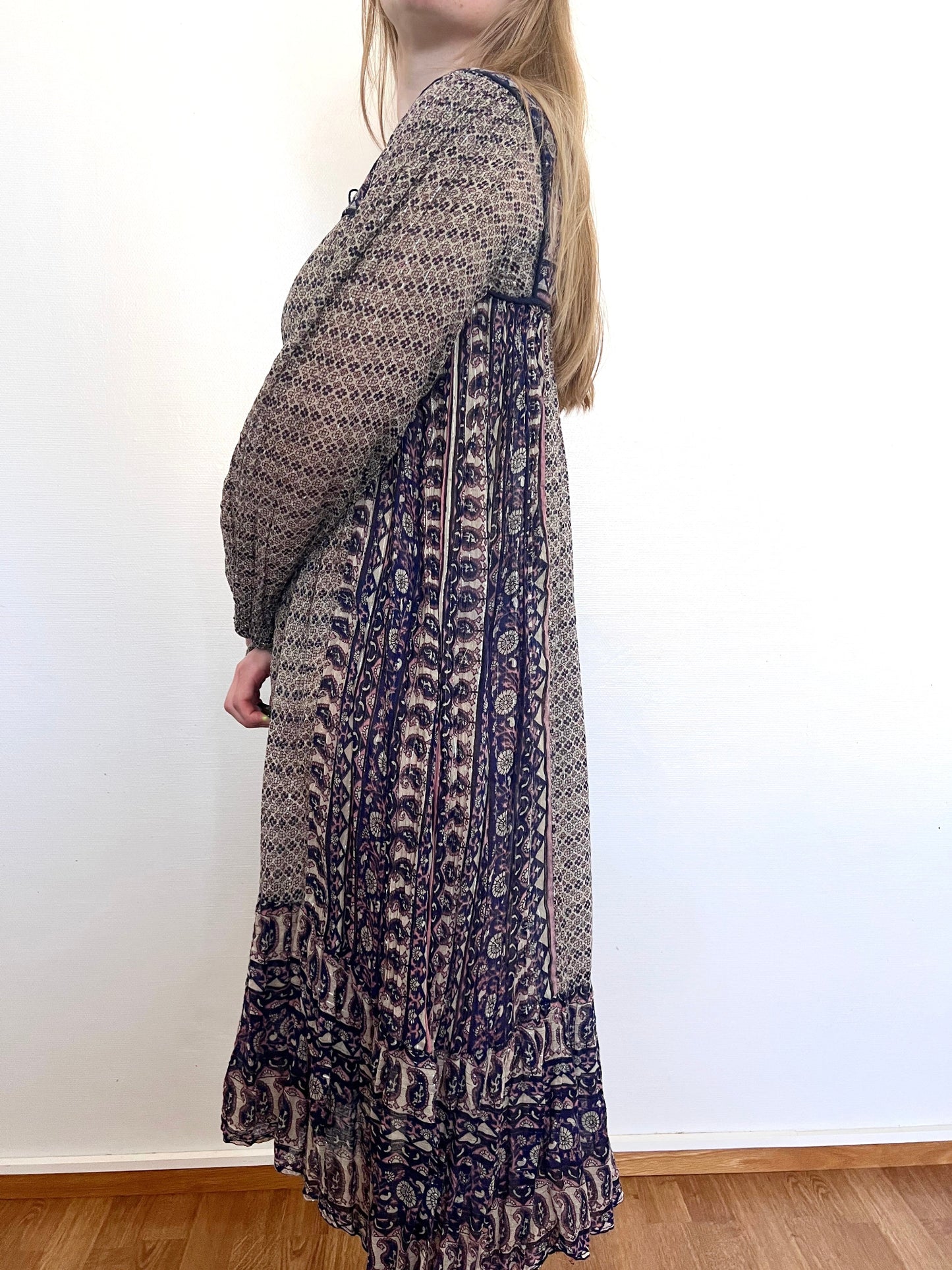 70s 100% cotton Indian gauze dress, Size S-M