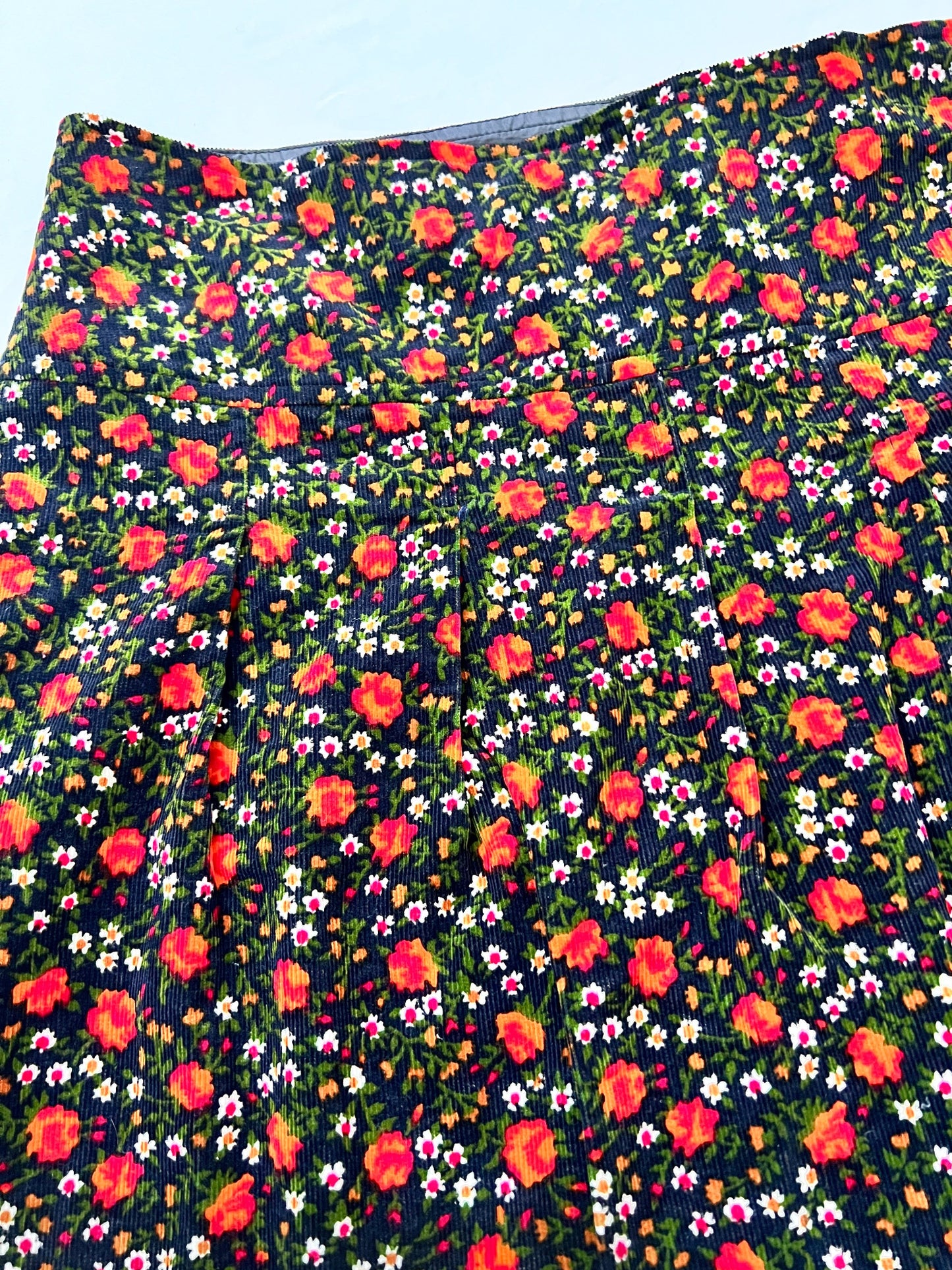 70s/80s corduroy floral skirt, Size L-XL
