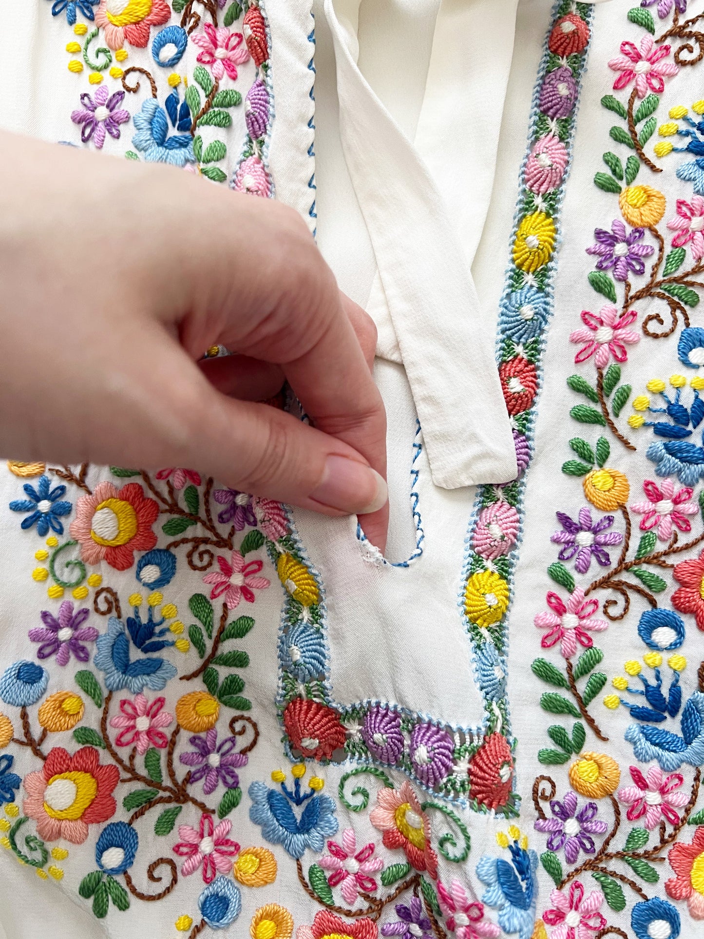 1930s/1940s hand embroidered floral cropped blouse, Size S