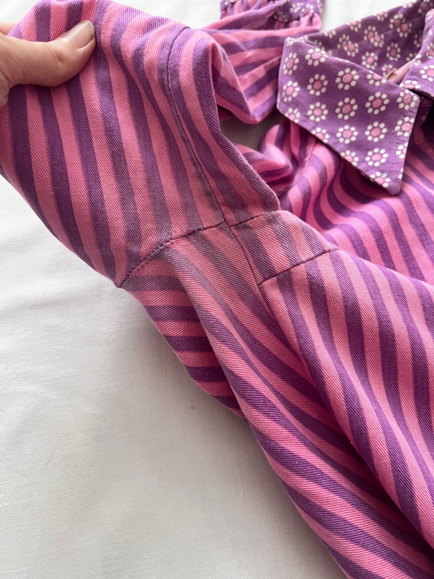 60s pink and purple stripes and flower shirt, Size S