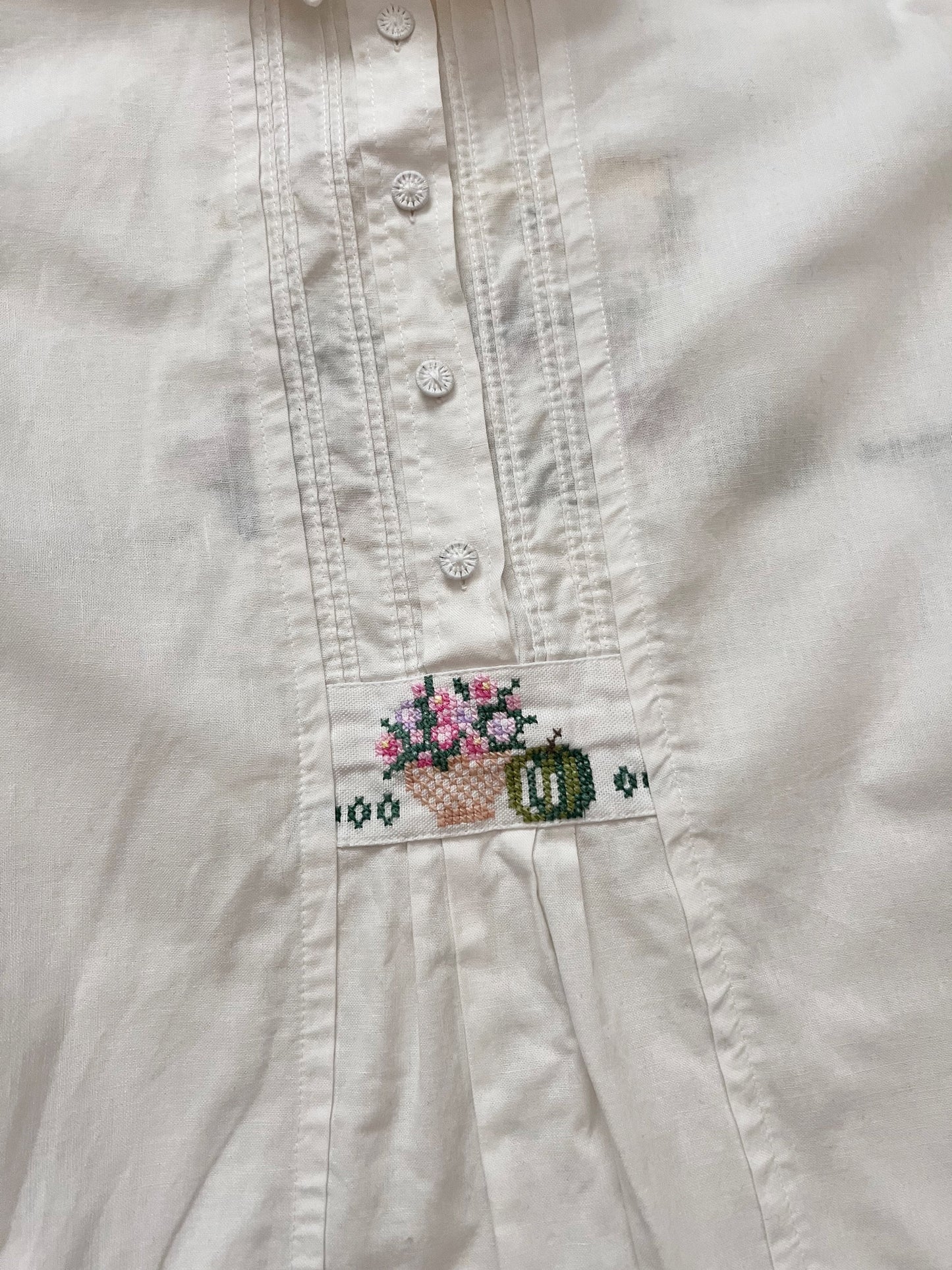 80s/90s flower market stall embroidery blouse, Size M