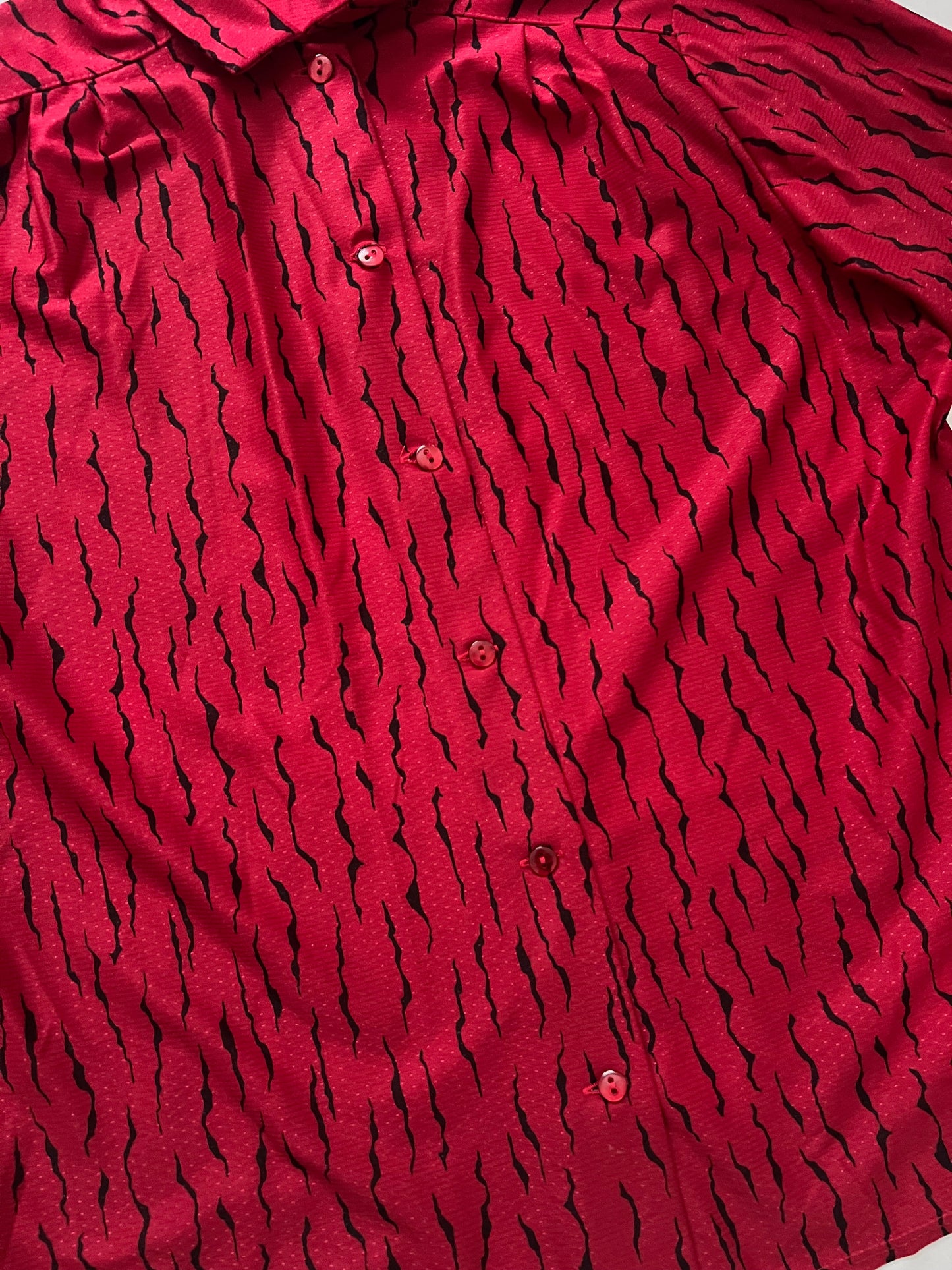80s red and black shirt, Size S-L