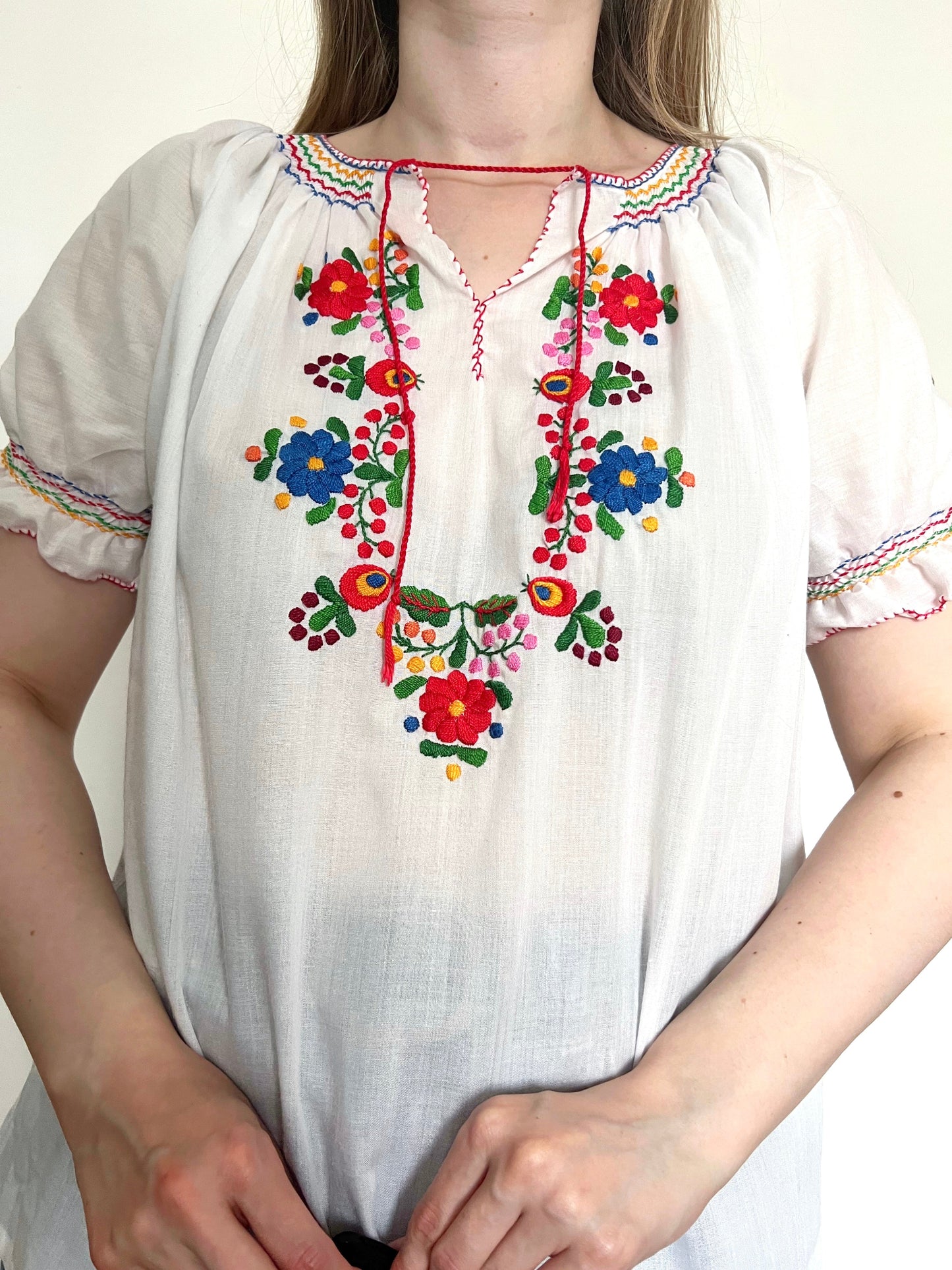 70s Matyo embroidered floral blouse, Size L-XL