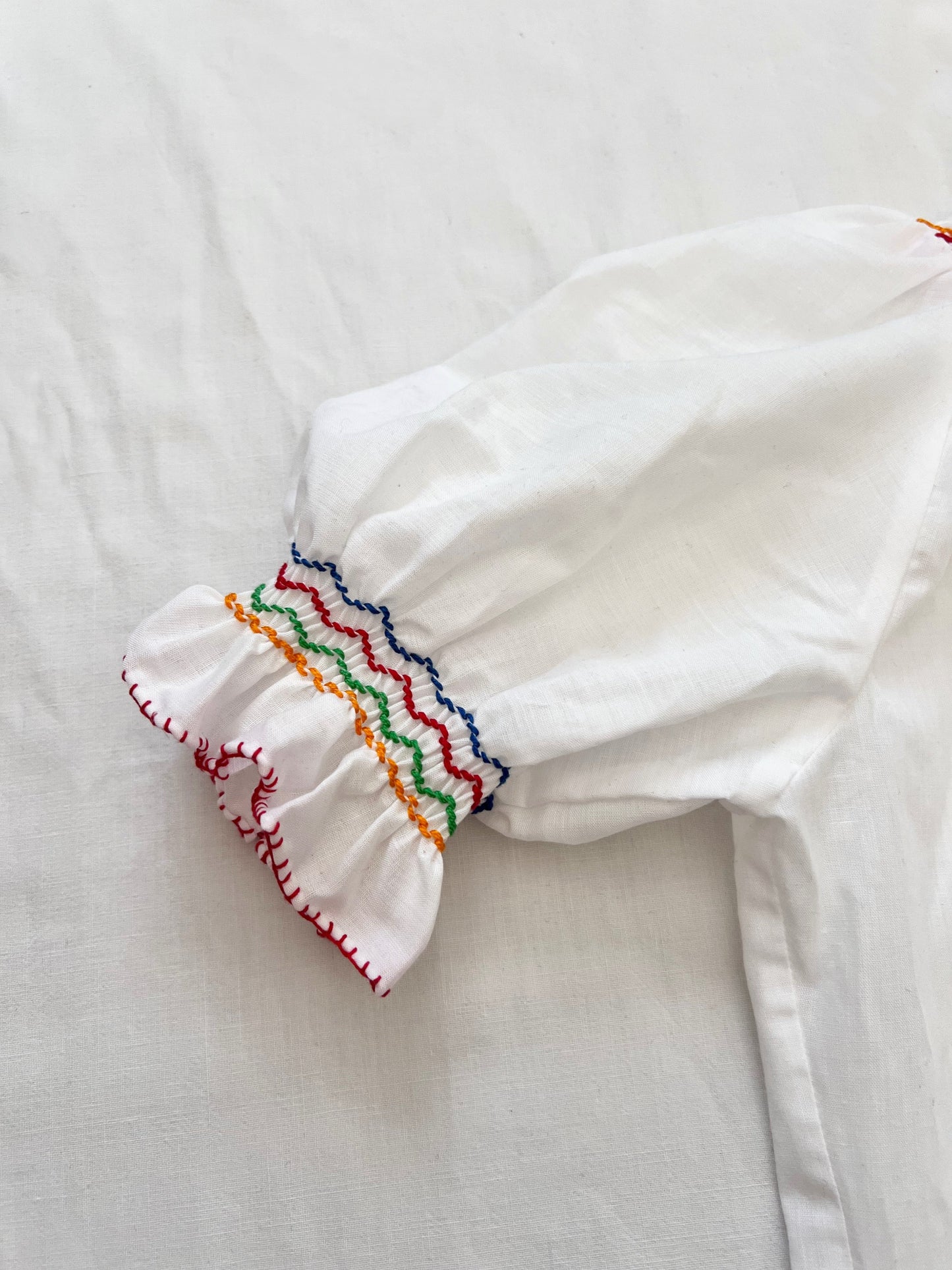 70s Hungarian Matyo blouse, Size S-M
