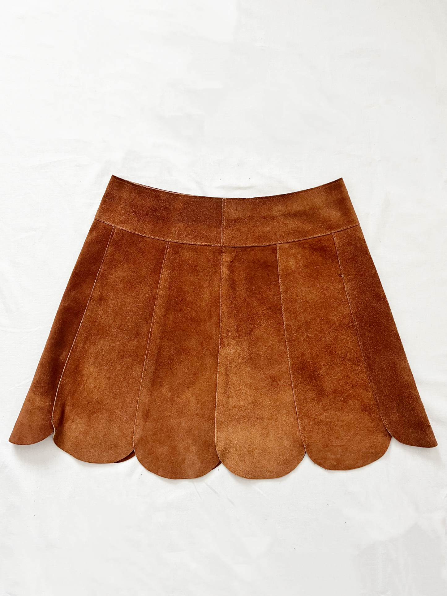 60s/70s suede scalloped mini skirt, Size S