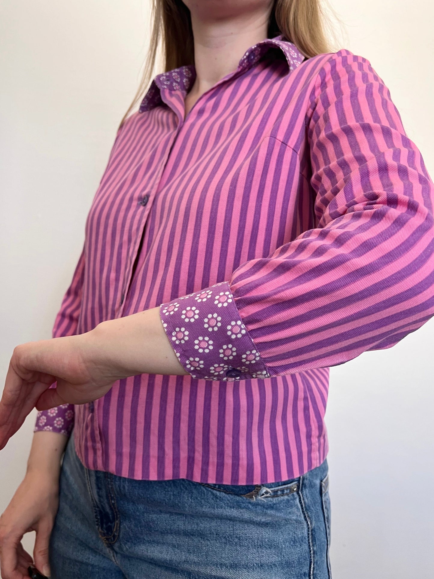 60s pink and purple stripes and flower shirt, Size S
