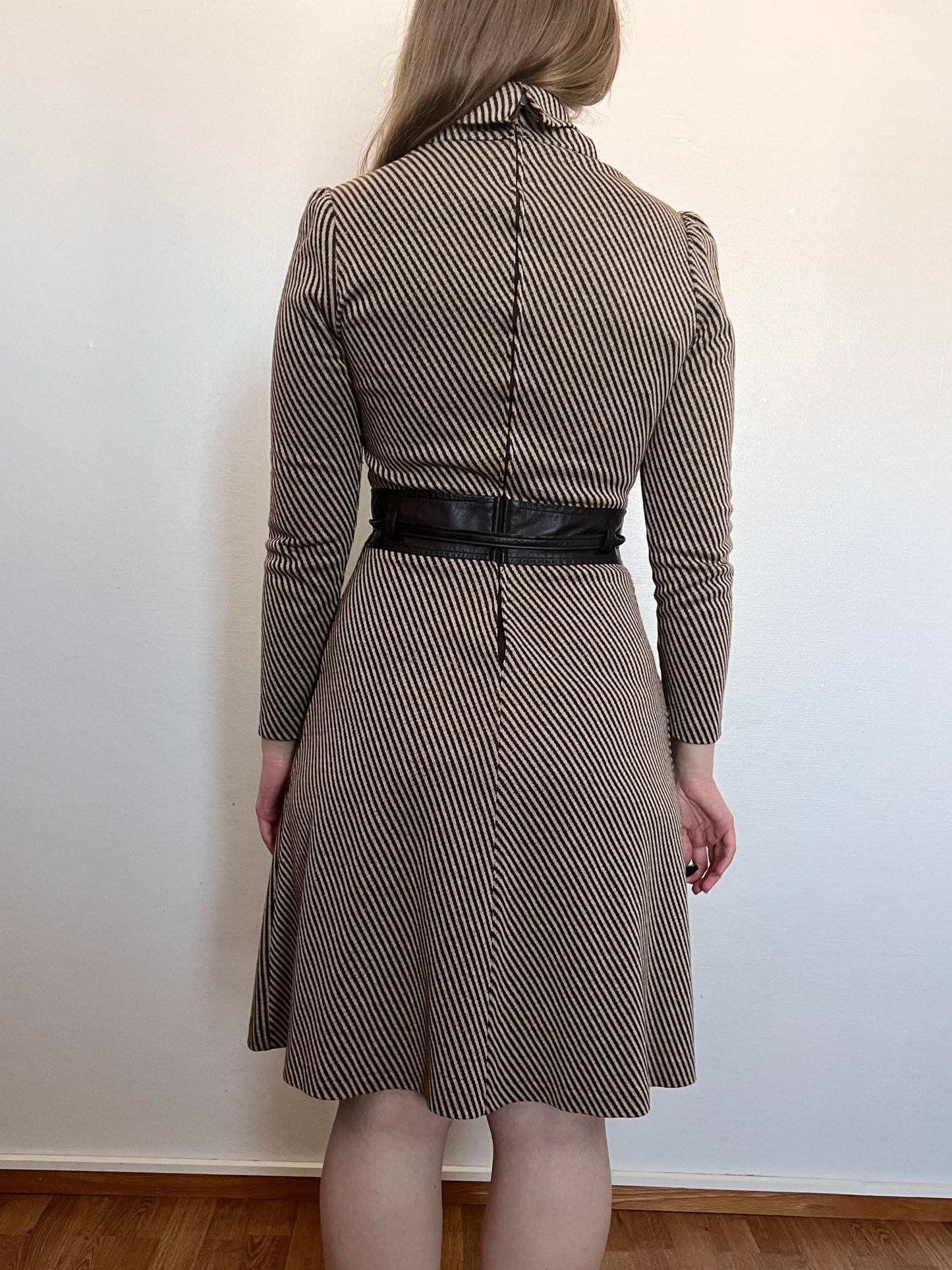 60s turtleneck dress, Size S