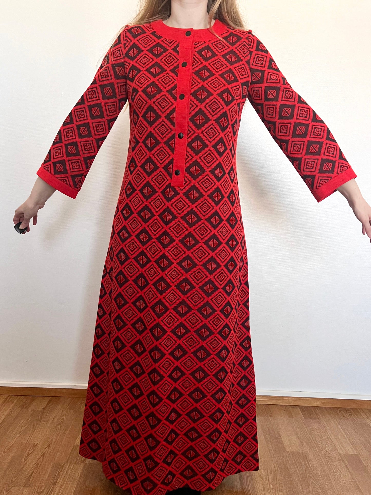 70s red and black dress, Size M