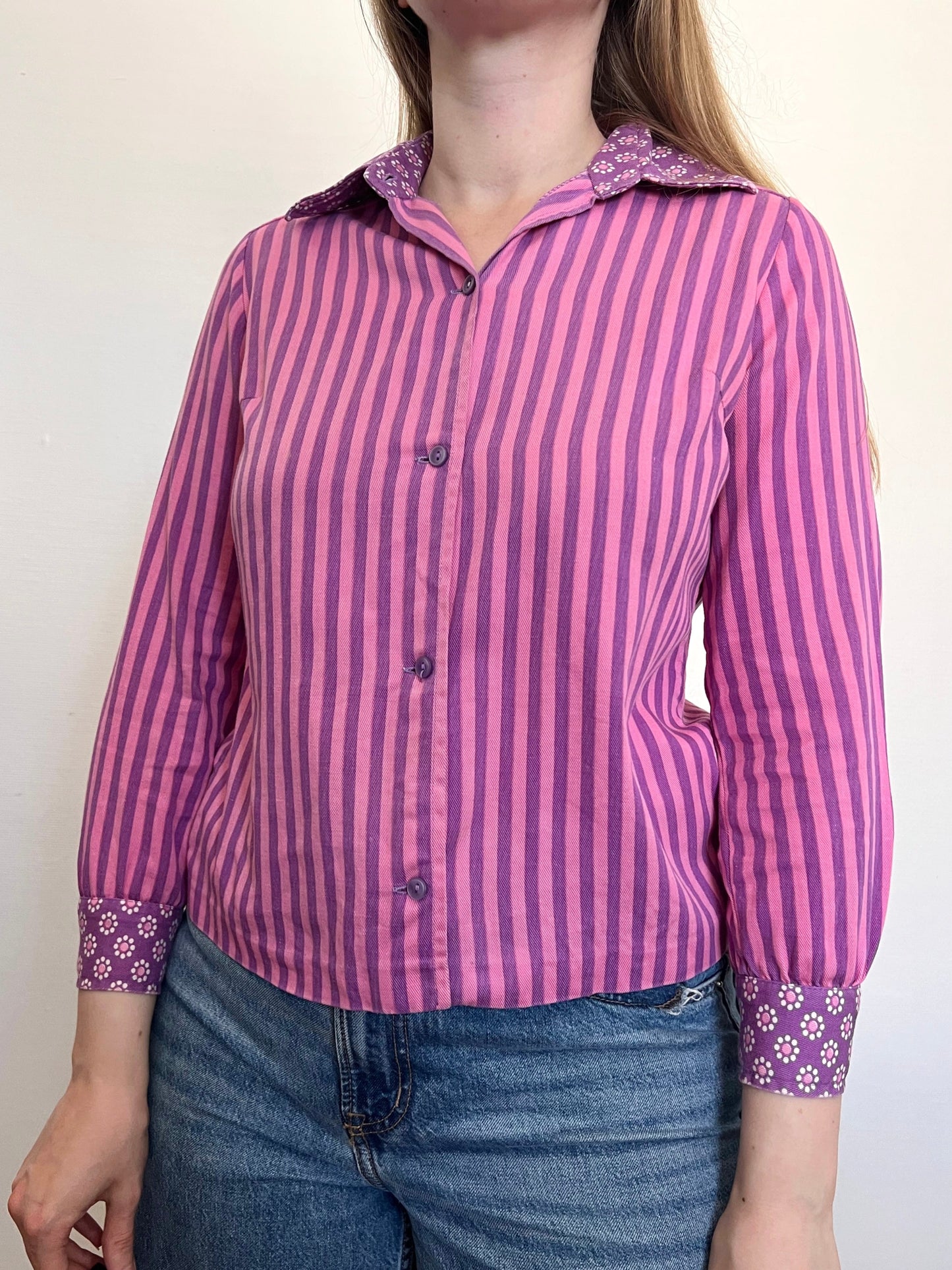 60s pink and purple stripes and flower shirt, Size S