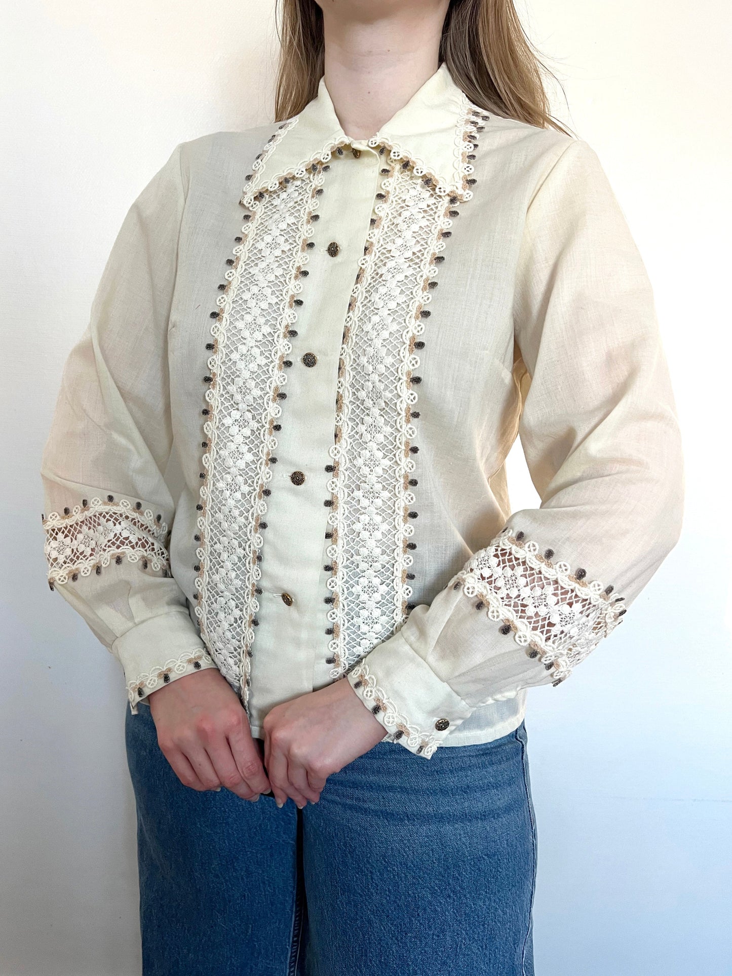 60s lace blouse, Size M-L
