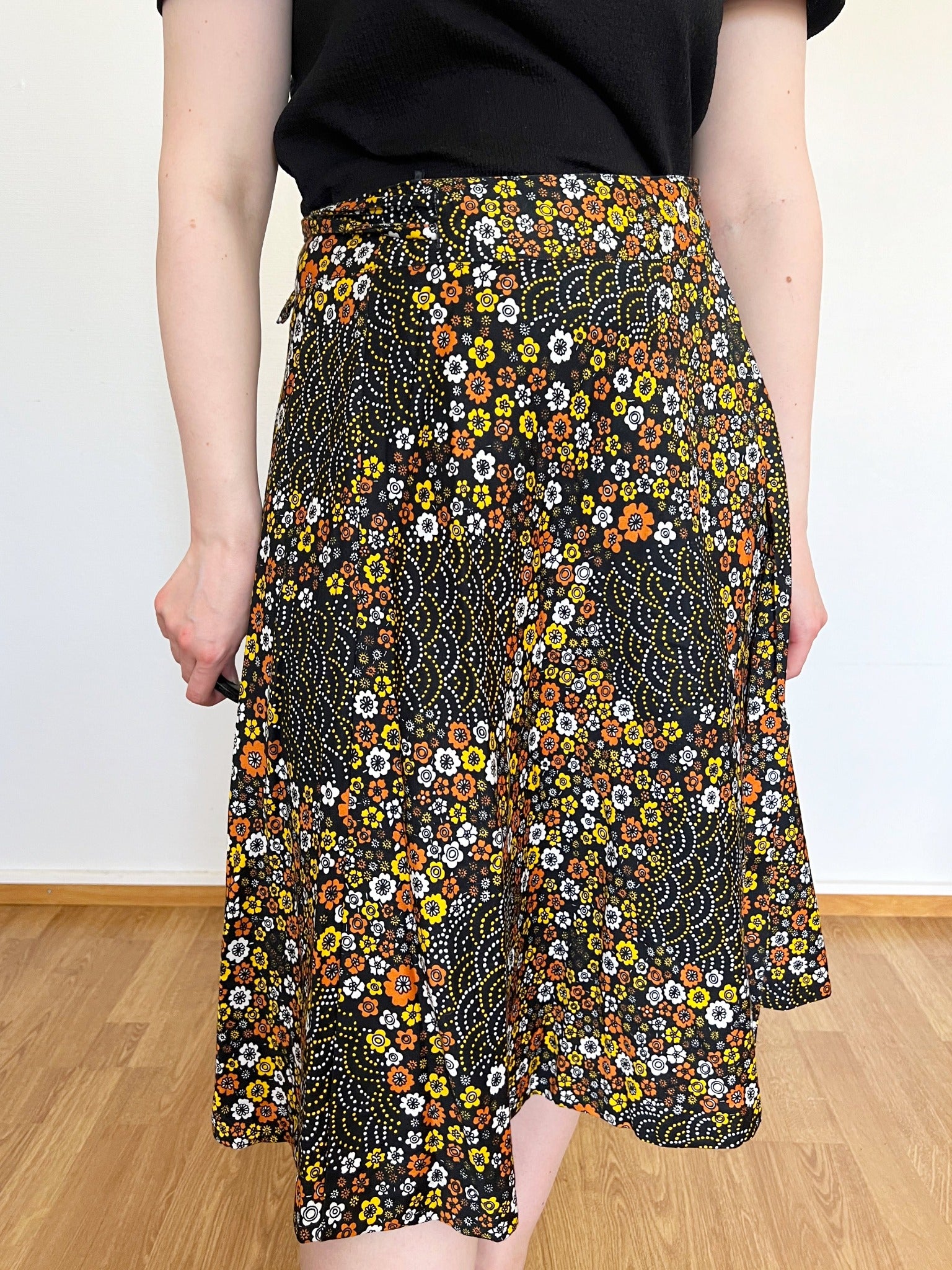 70s vintage wrap skirt hotsell