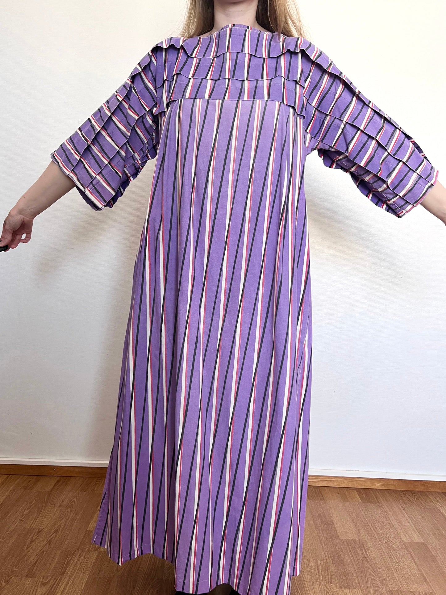 1974 purple Marimekko Filippa dress, Size S-L