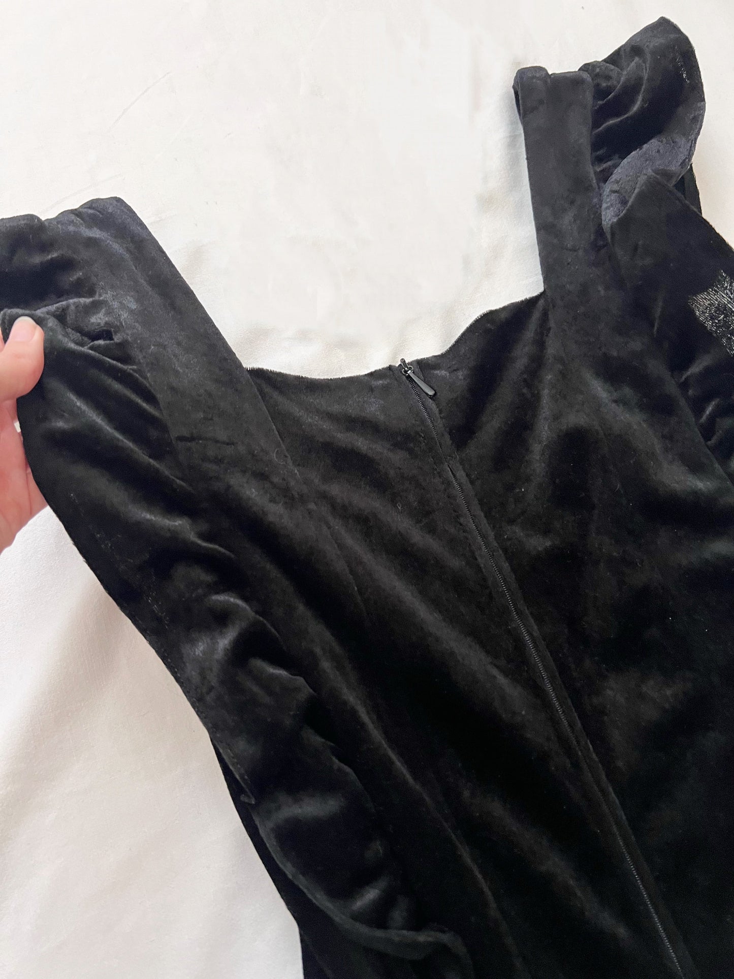 70s black velvet ruffle dress, Size XS-S