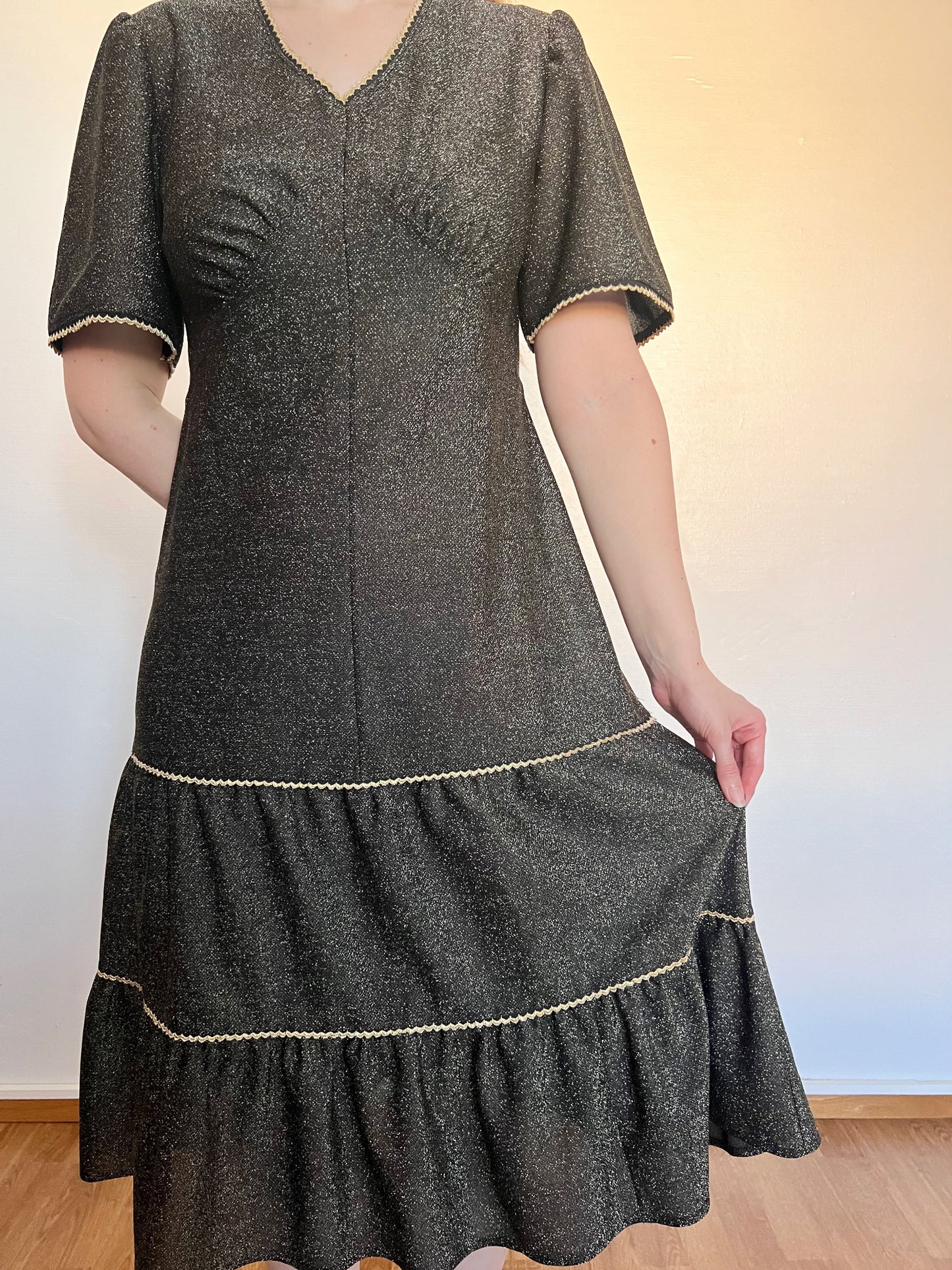70s shimmery dress, Size S-M