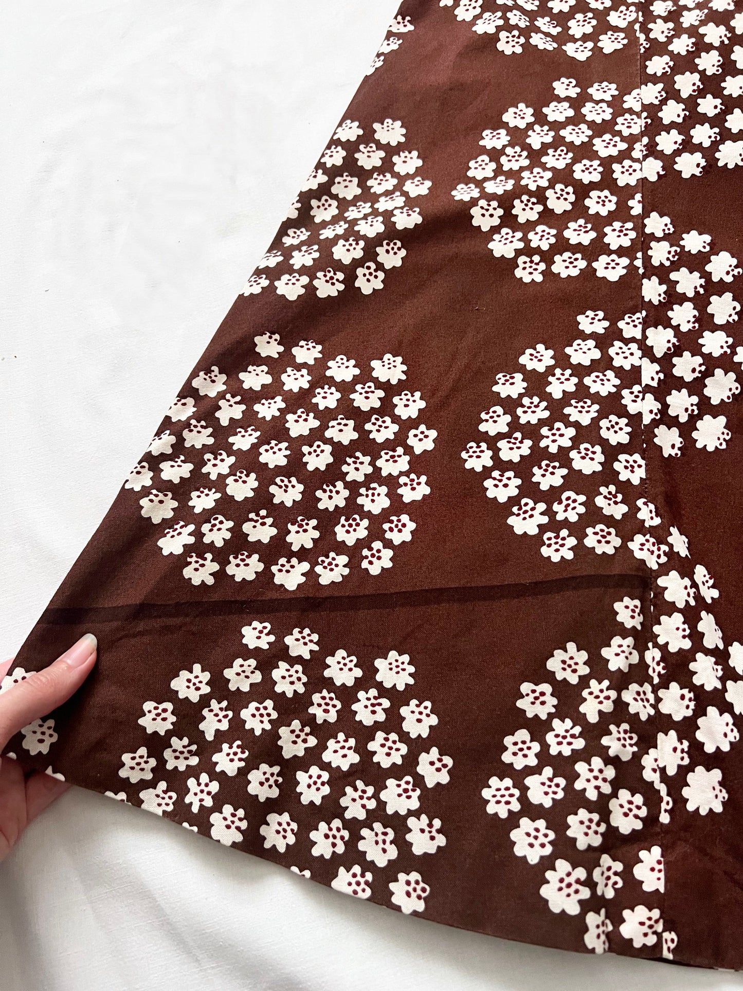 Brown and white flower skirt, Size XS