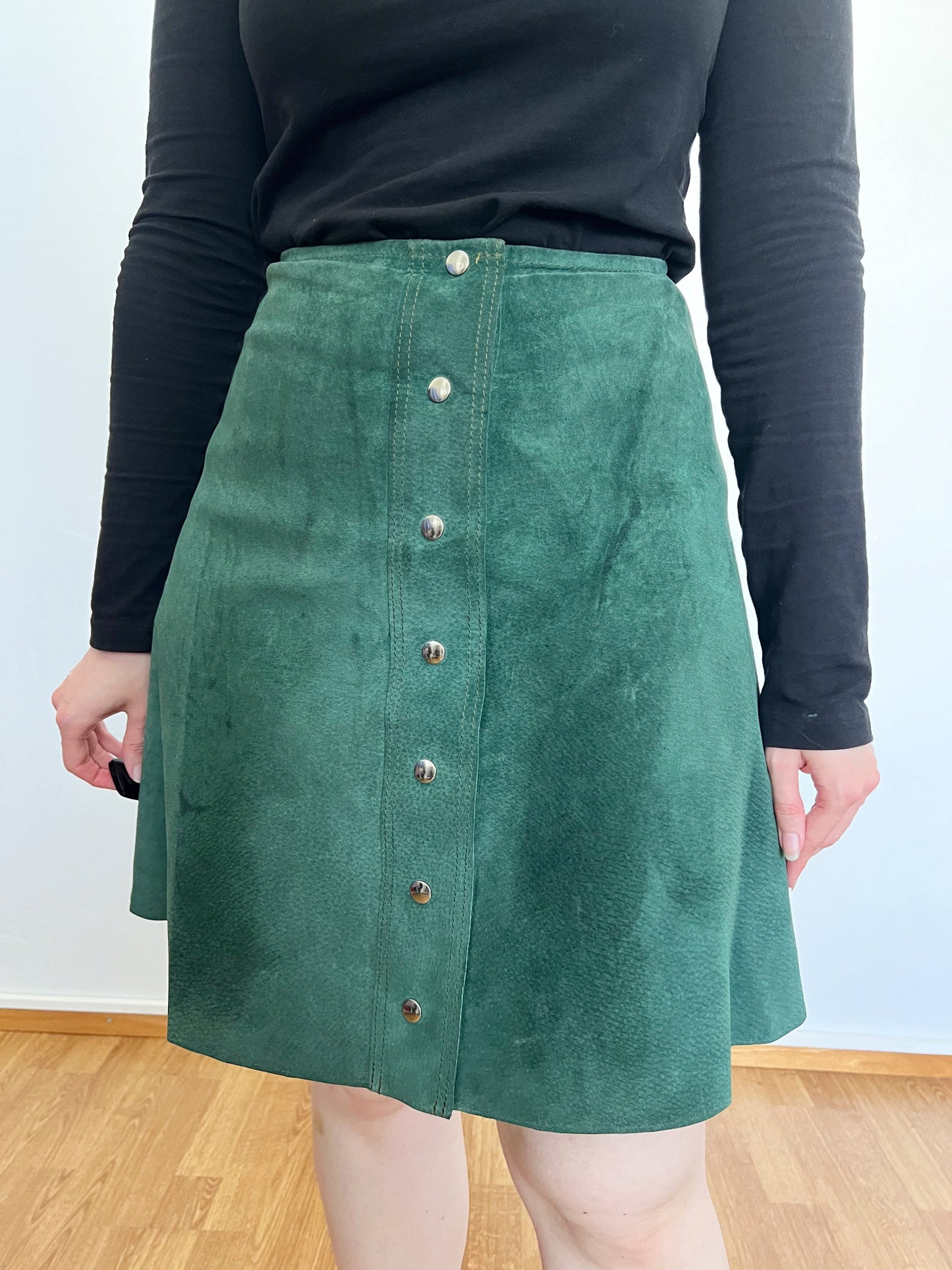 60s green suede skirt, Size S