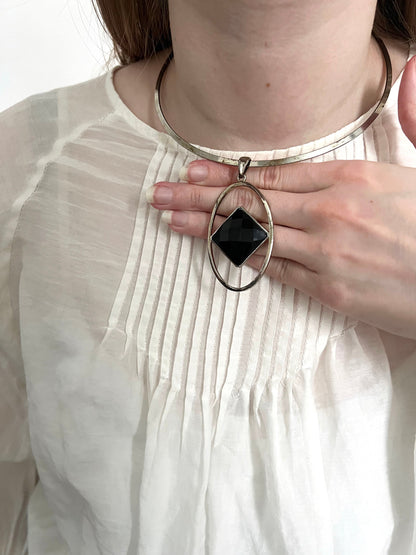 70s black stone choker necklace