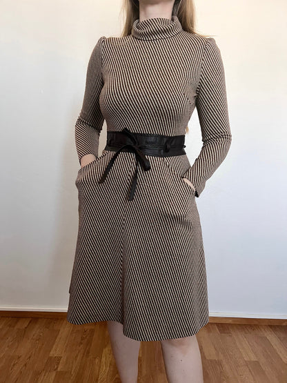 60s turtleneck dress, Size S