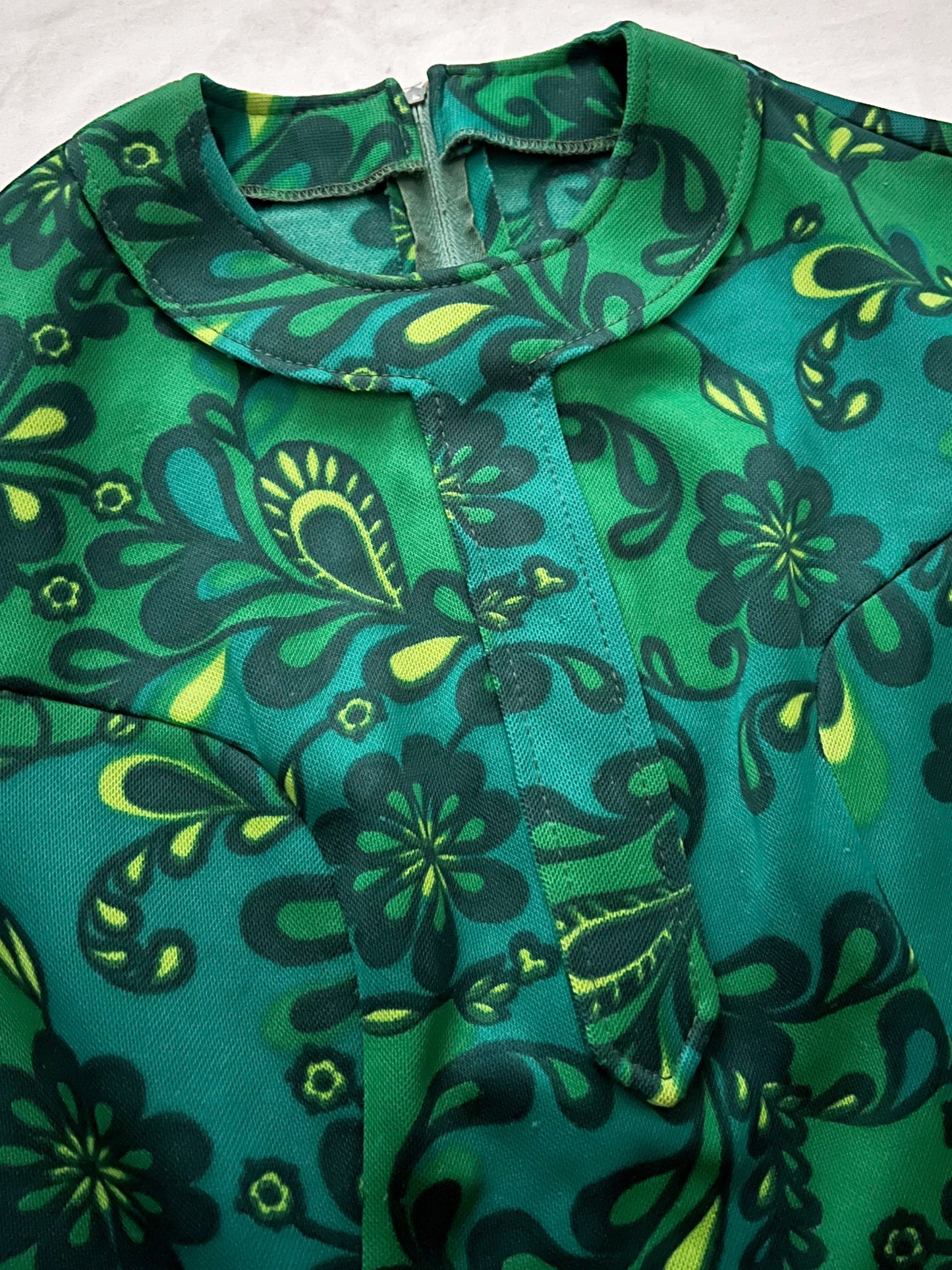 60s green flower dress, Size S