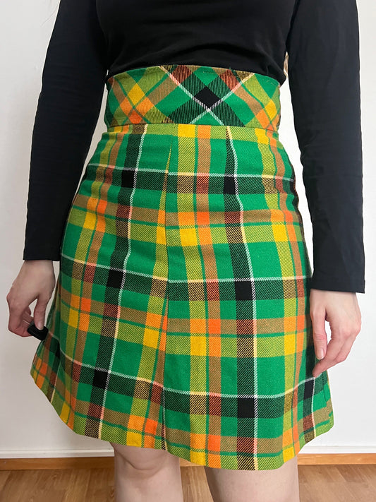 70s colorful plaid skirt, Size S
