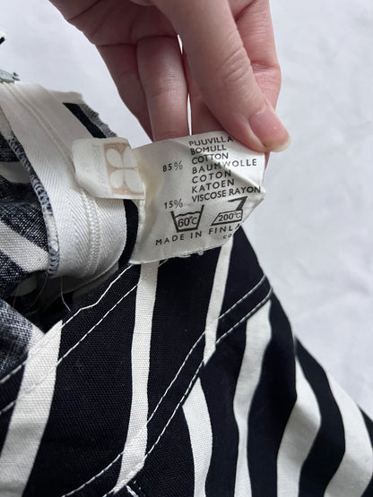 70s black and white striped skirt, Size XS-S