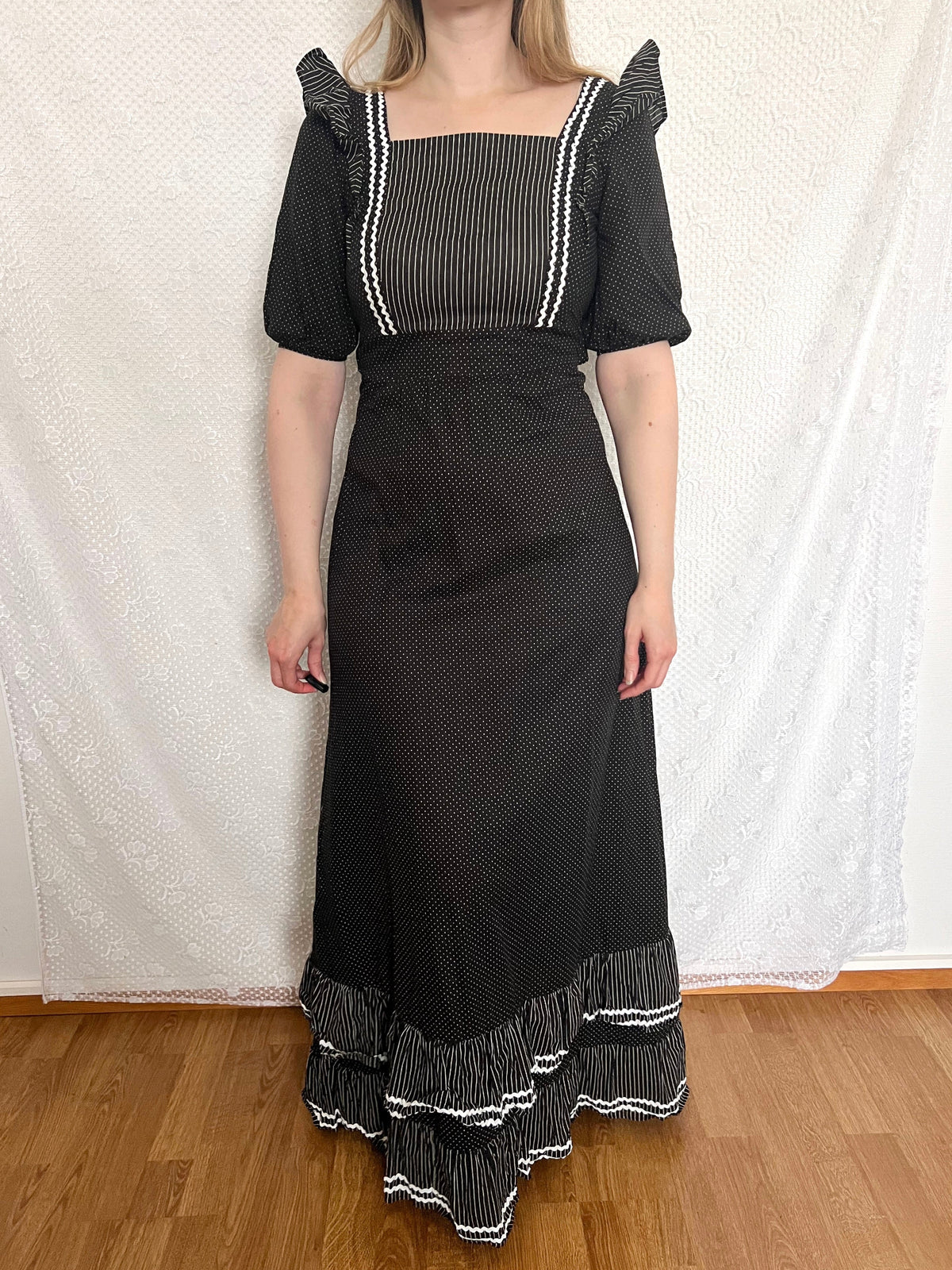70s cotton black and white maxi dress, Size XS