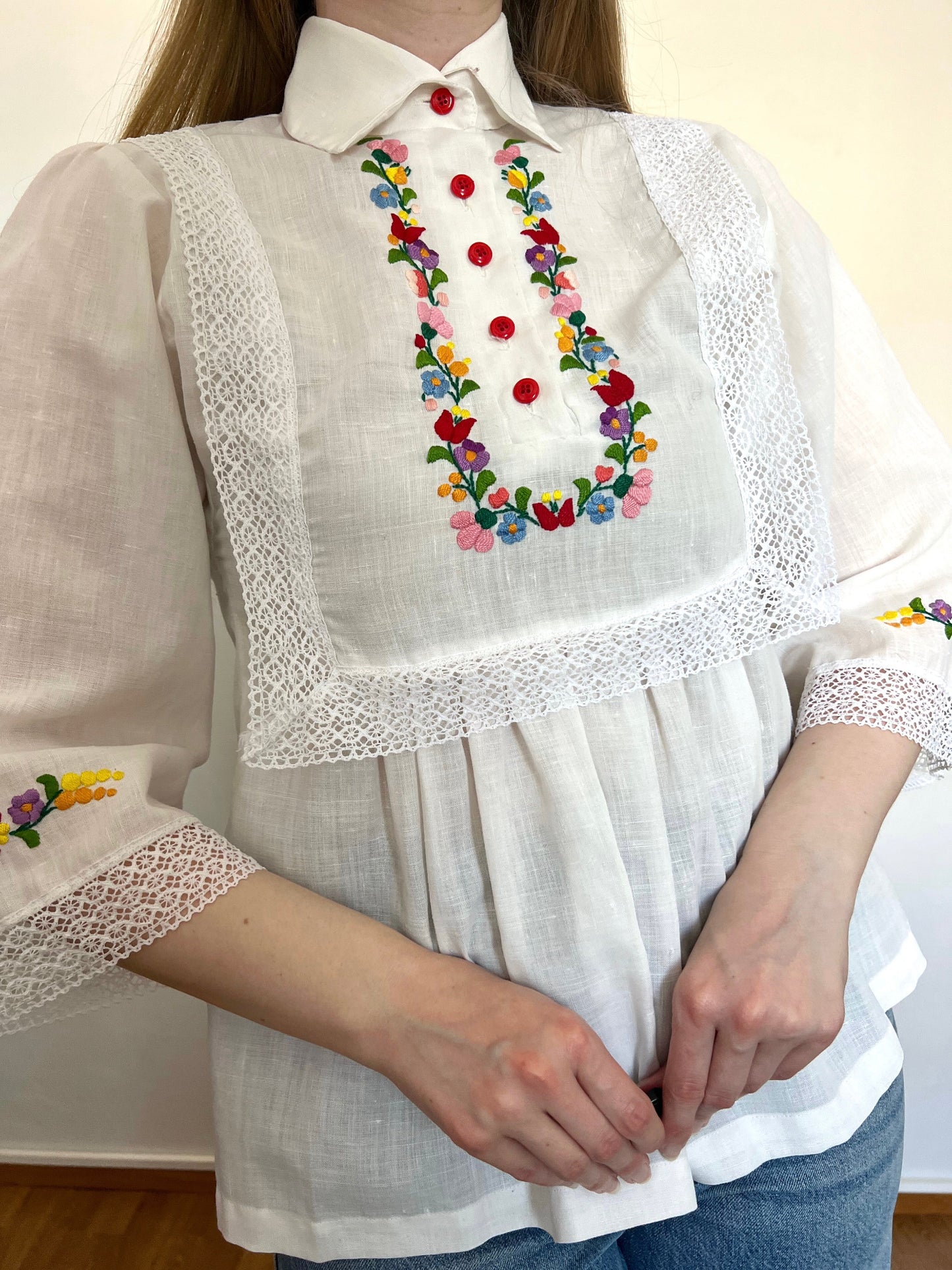 70s lace and floral blouse, Size XS-S