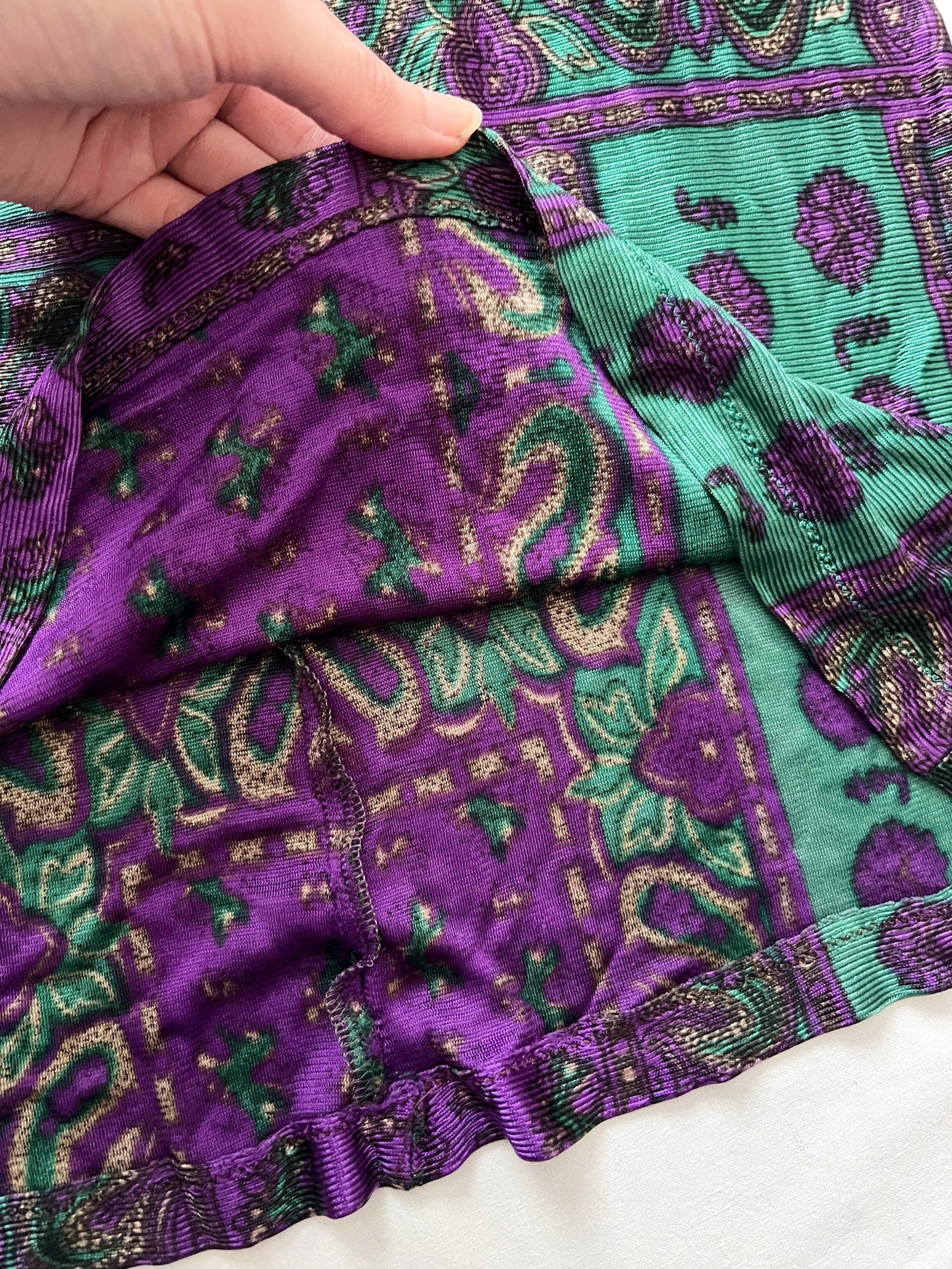 60s green and purple paisley top, Size XS