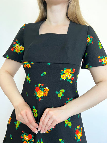 60s black flower dress, Size S