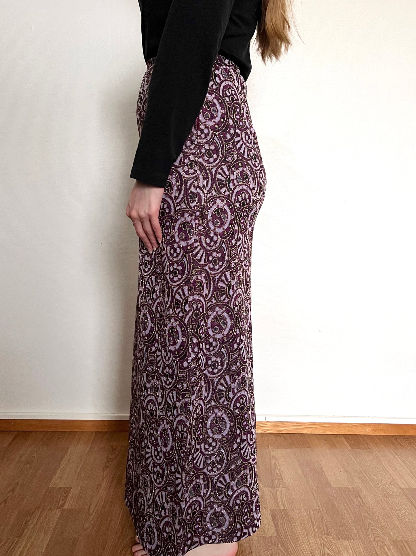 60s/70s purple and gold shimmery skirt, Size S