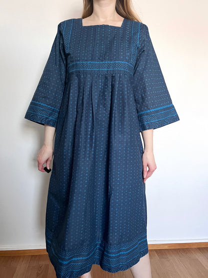 Vintage 70s blue Marimekko Mila 100% cotton dress, Size M