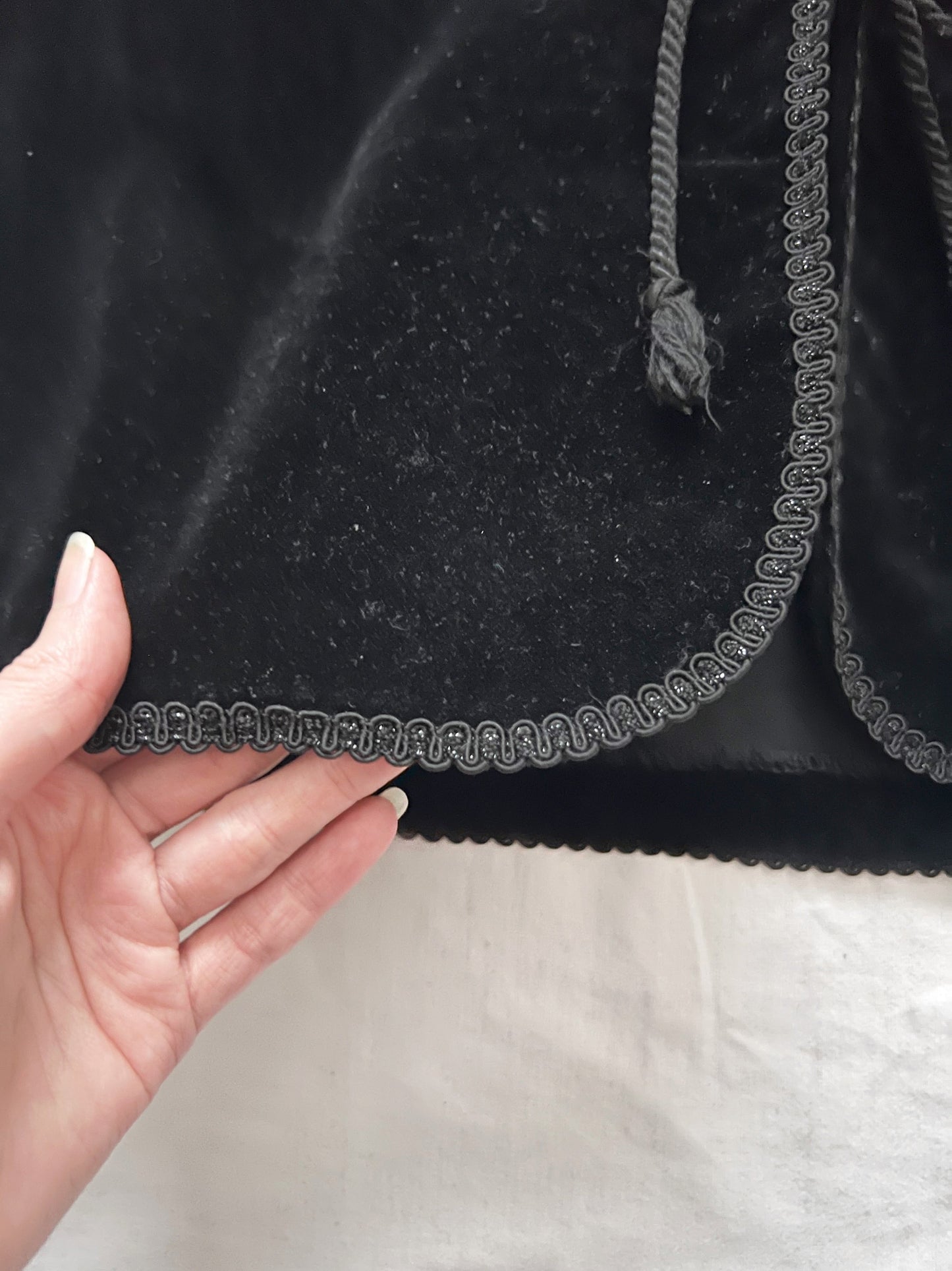 70s black velvet vest, Size XL