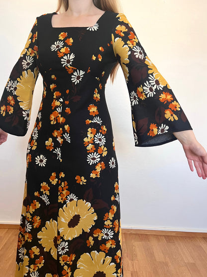 Floral flared sleeves maxi dress, Size S