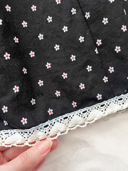 70s black and white flower maxi skirt, Size S