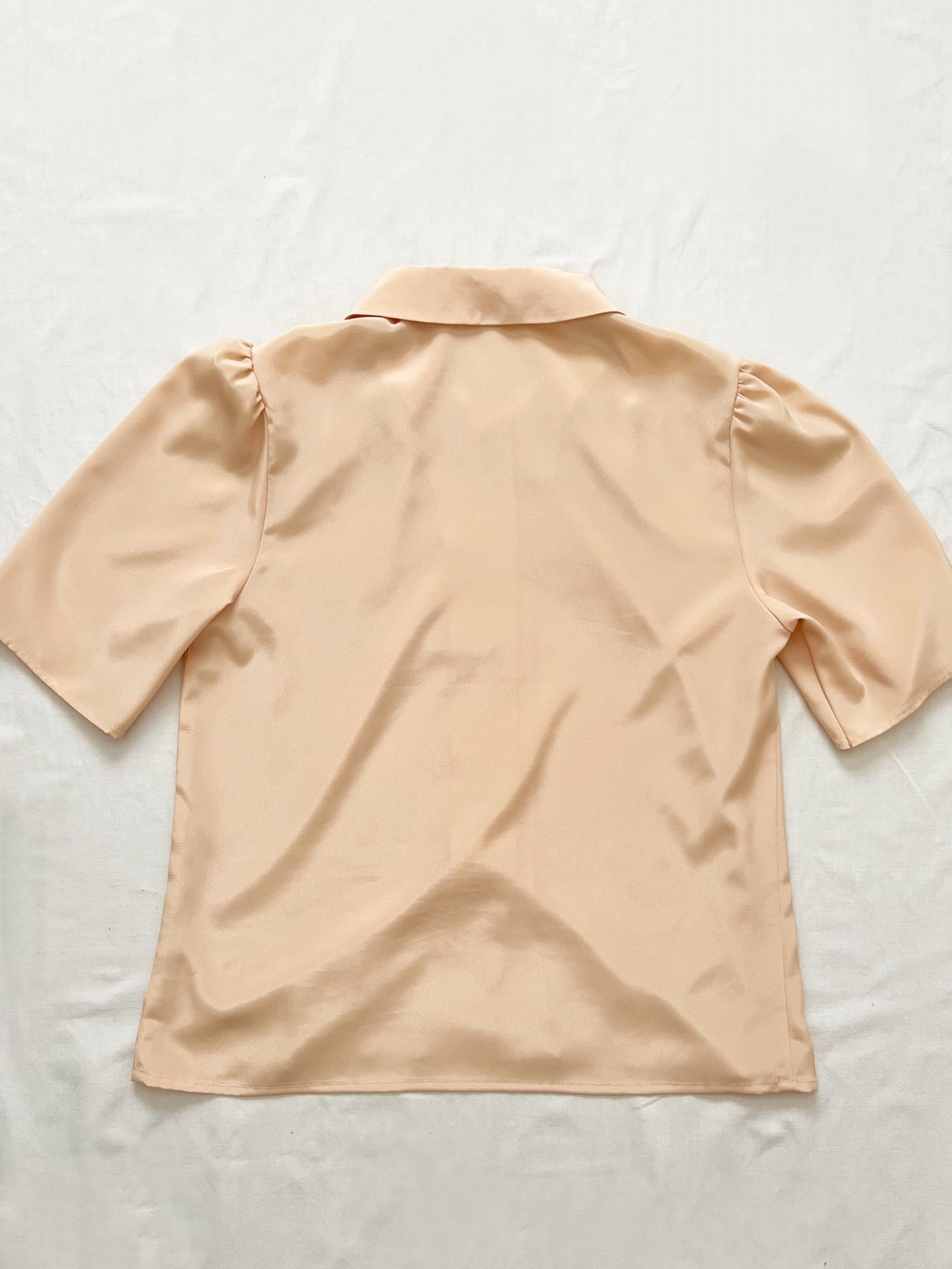 Peach dagger collar t-shirt, Size M