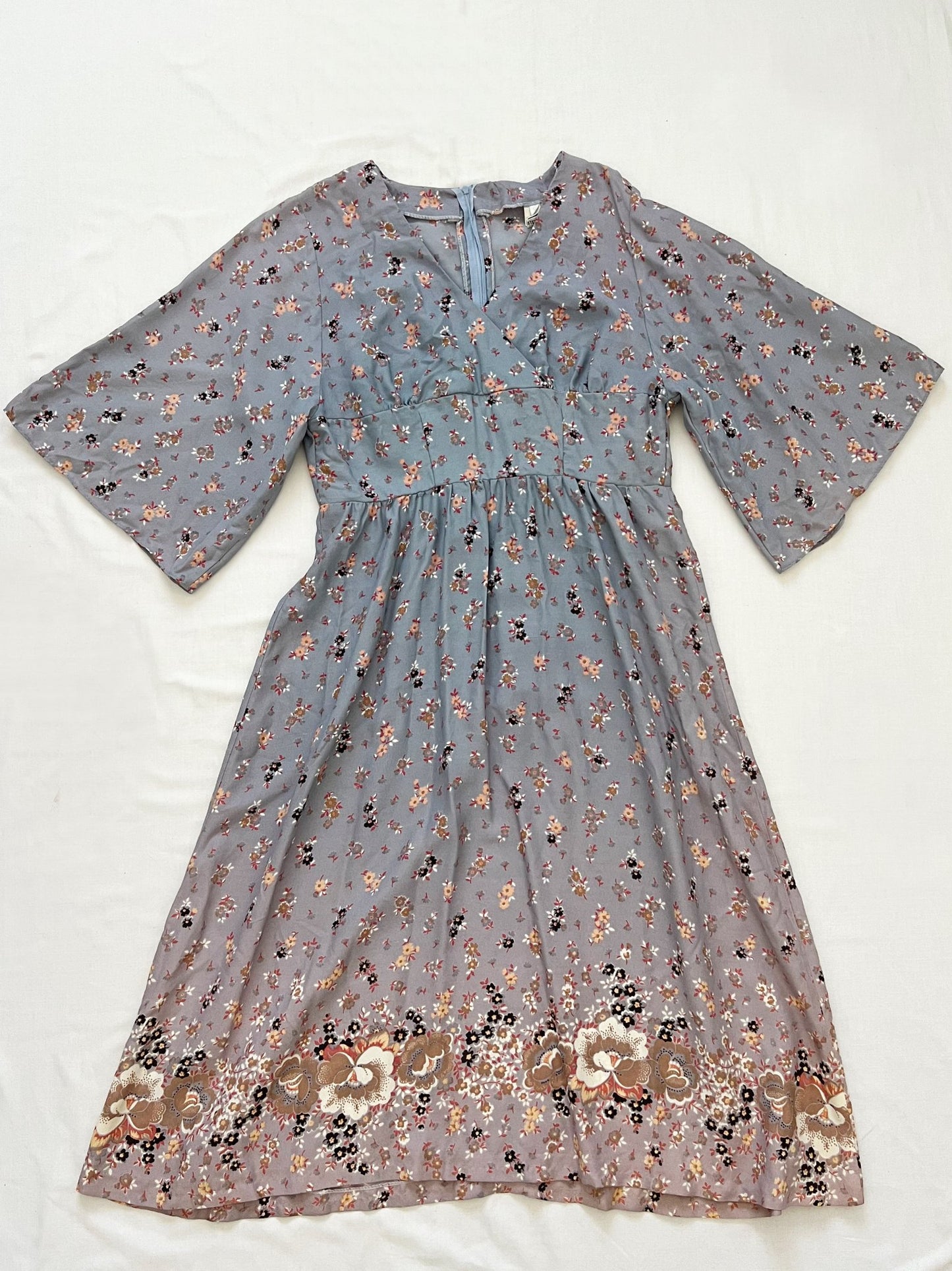 Gray flower dress, Size S