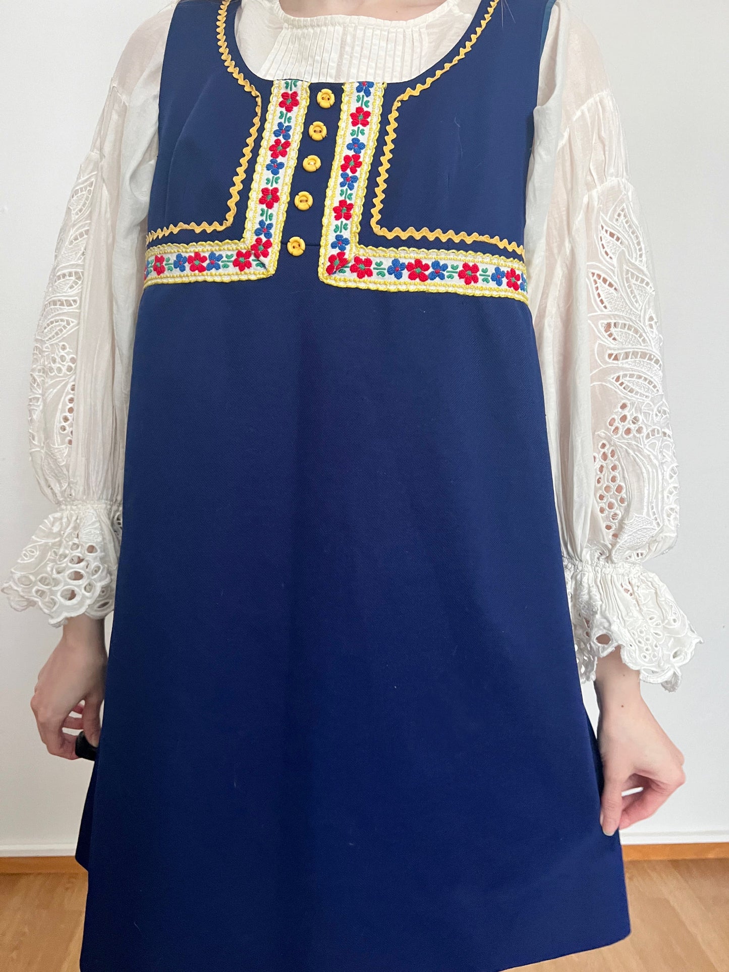 60s navy blue folk style trim dress, Size L