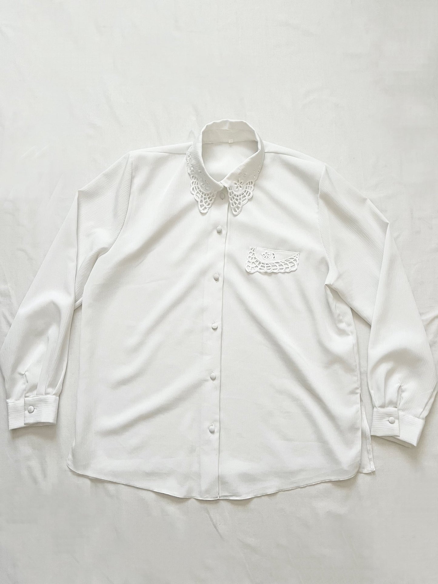 White 80s shirt, Size XL