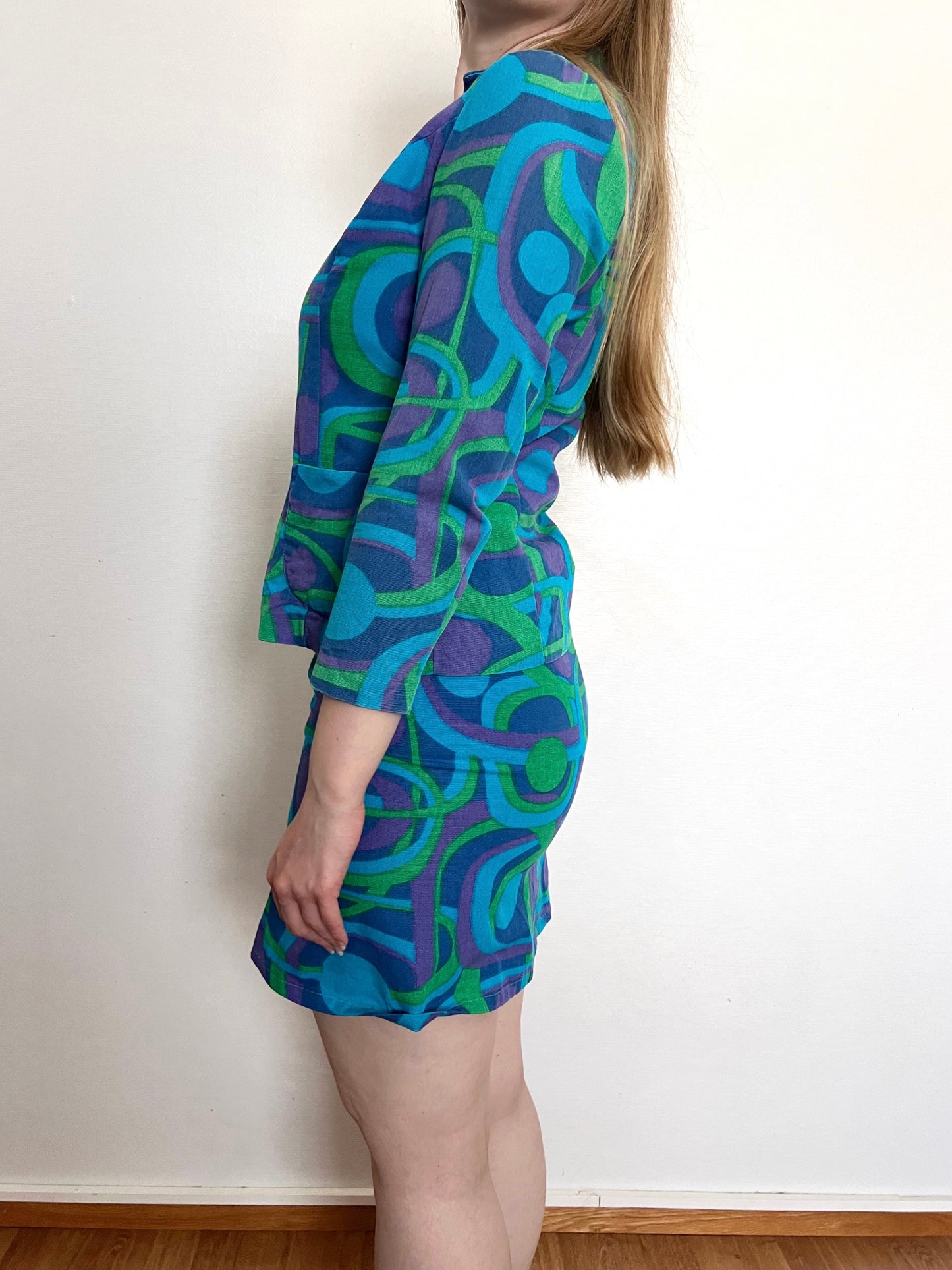 60s blue geometric shirt and skirt set, Size S