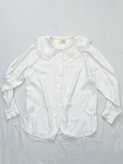 White pearl blouse, Size L