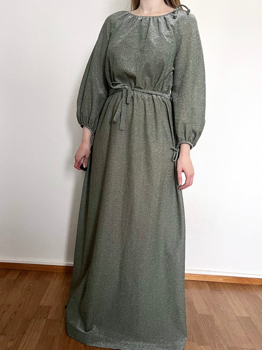 60 silver sparkly gown, Size M