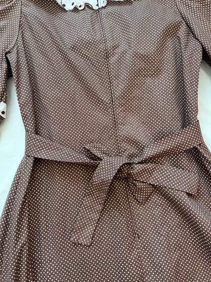 70s brown & white polka dot dress, Size L