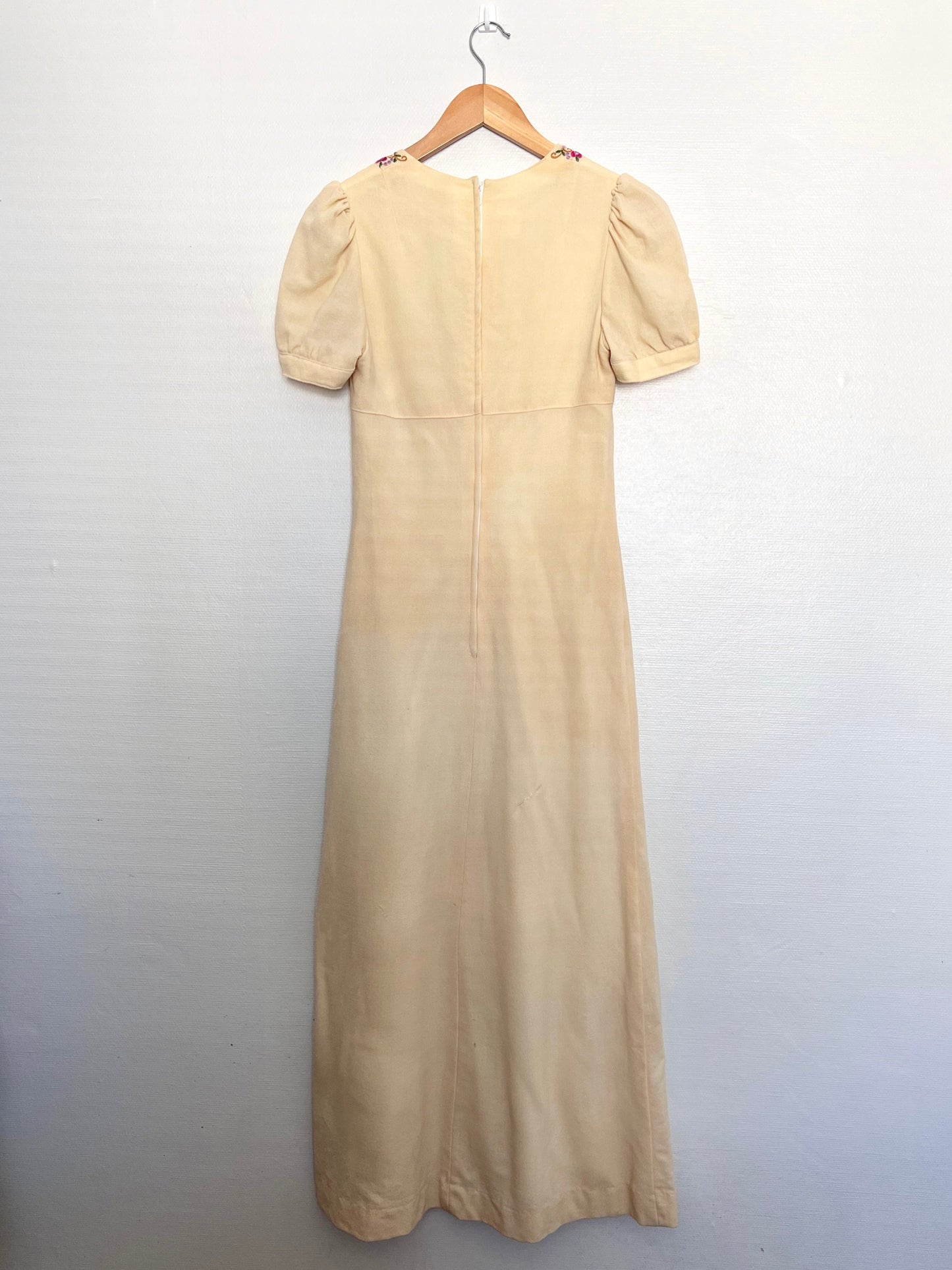 Maxi cream dress with floral embroidery, Size XS