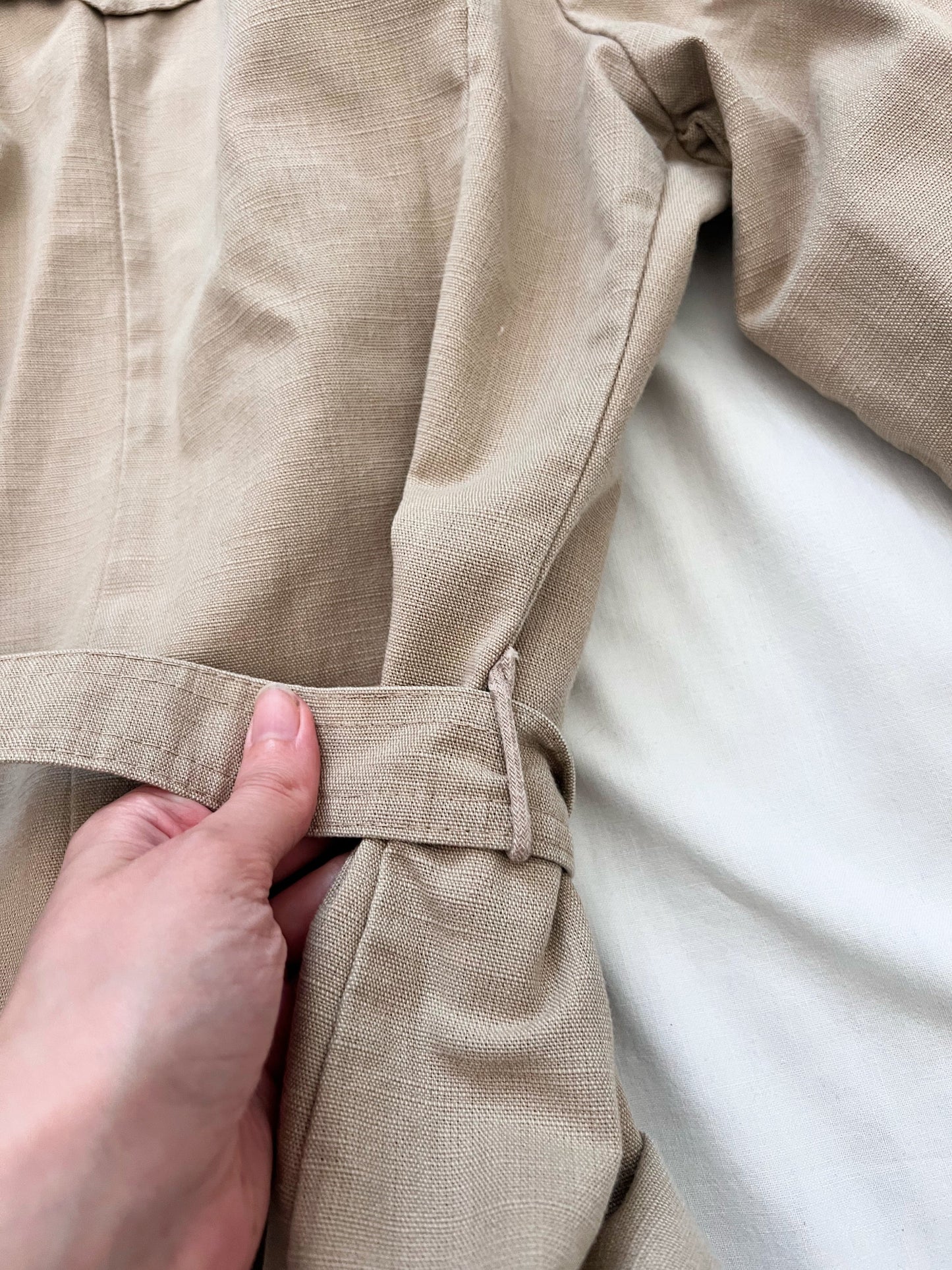 Short beige trench coat, Size M