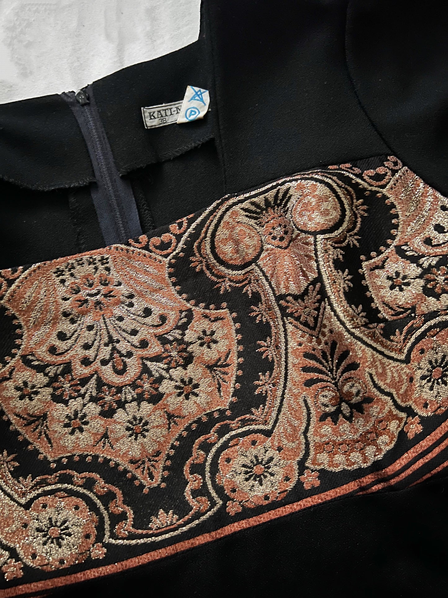 60s black and gold/bronze shimmery dress, Size S